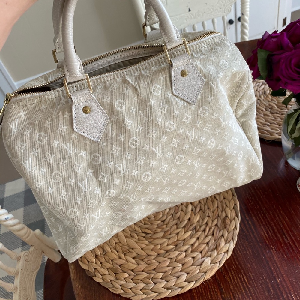 Louis Vuitton cream monogram min Lin speedy 30